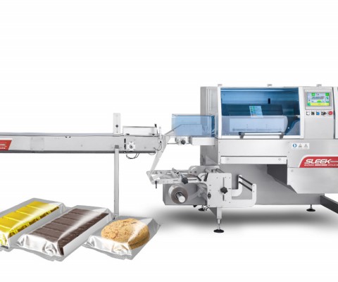 SleekWrapper Inverted horizontal wrapping machine with baked goods for packaging