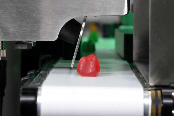 check weighing emfr gummy edibles