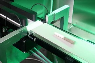 pre roll joint on check weighing machine