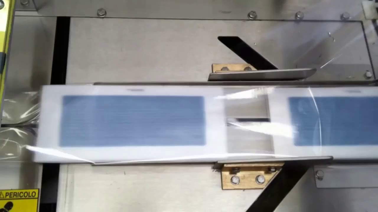 Flow wrapping plastic widgets with the SleekWrapper 40