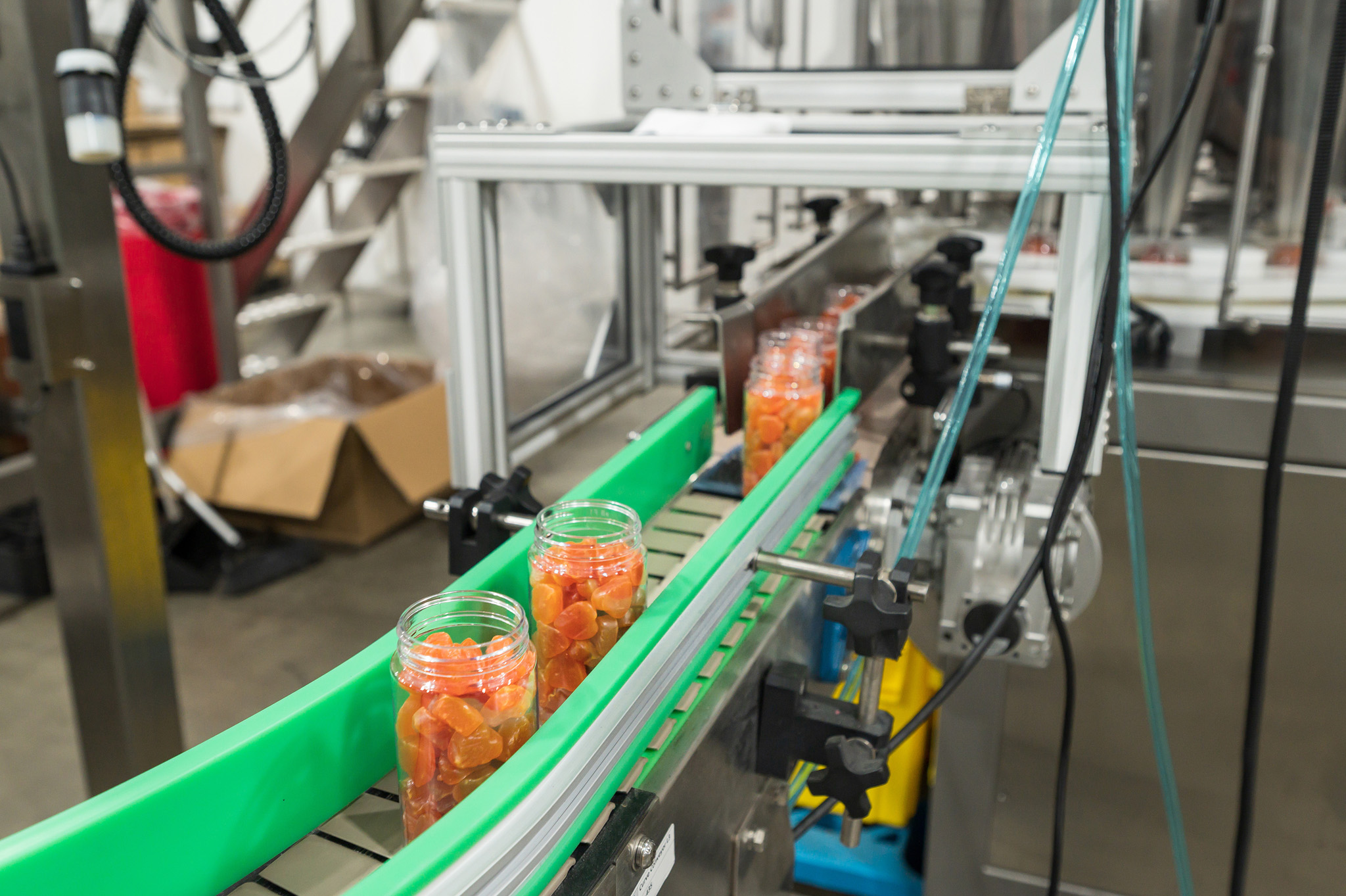 Herbaland Foods.  Friday, June 17th, 2022.

David Buzzard Photography
dbuzzard@mac.com
davidbuzzard.com