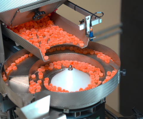 cannabis packaging machine for gummy filling primocount