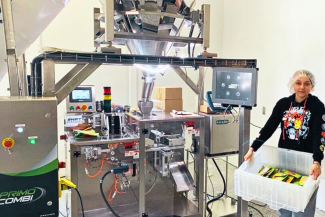 Swifty Mini Pouch Filling Machine with customer